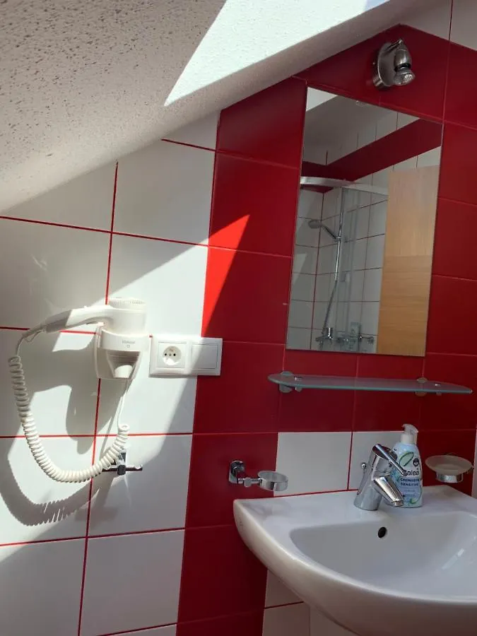 Eltako Penzion Karlovy Vary Guest house